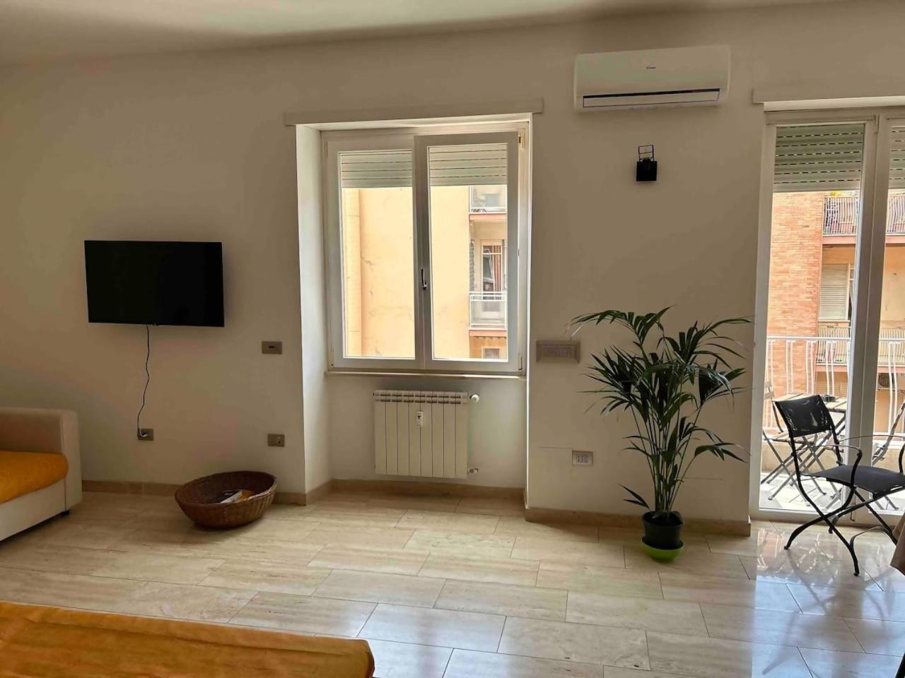Gabbo - House * Roma